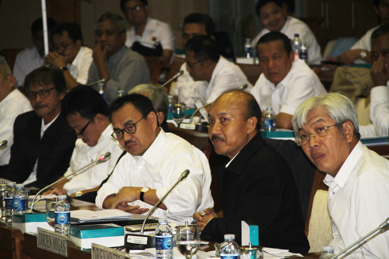 Penambangan Di Gressberg Harus Dilanjutkan Siapapun Operatornya